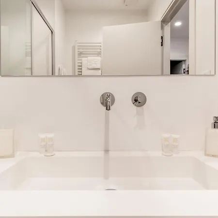 Attico Di Lusso Ed Eleganza Sui Tetti Di * ローマ