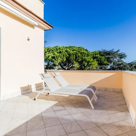 Apartman Attico Di Lusso Ed Eleganza Sui Tetti Di Róma